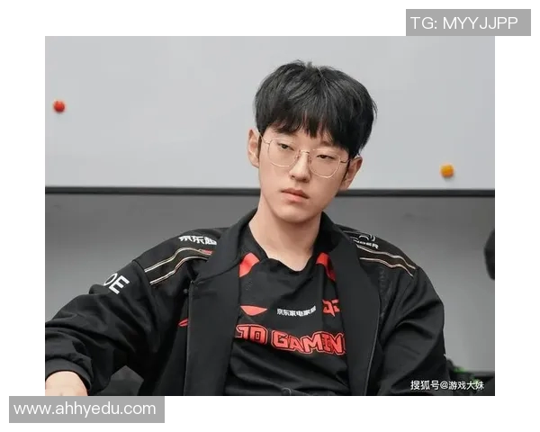 和平精英焦点分析:深入探讨JDG战队近期状态与表现变化