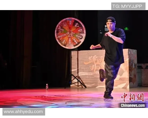 街舞巨献：深入广州街舞队灵活性背后的训练与热情探讨MBA